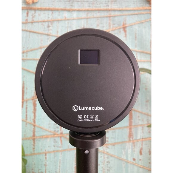 LUME CUBE VIDEO CONFERENCE LED LIGHT WITH TRIPOD (USB -C CHARGE) 2 Tone Light - Picture 5 of 10
